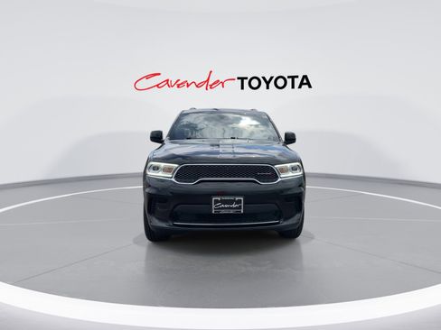 Used 2024 Dodge Durango SXT image 3