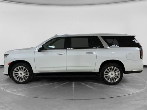 Used 2023 Cadillac Escalade ESV Premium Luxury AWD/4WD image 6
