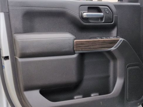 Used 2020 Chevrolet Silverado 1500 RST AWD/4WD image 24