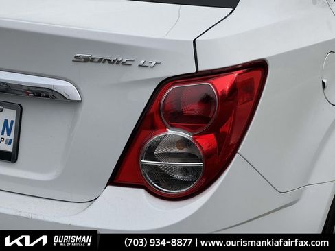 Used 2015 Chevrolet Sonic LT image 7
