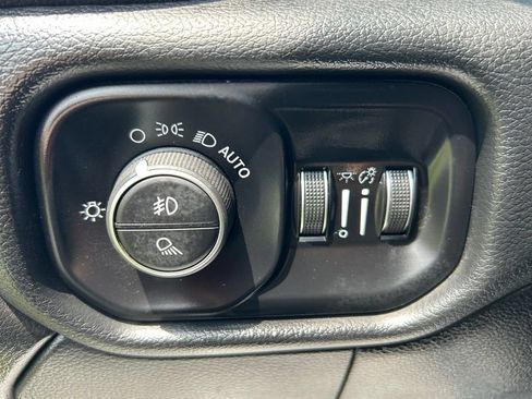 Used 2019 RAM 2500 Laramie AWD/4WD image 18