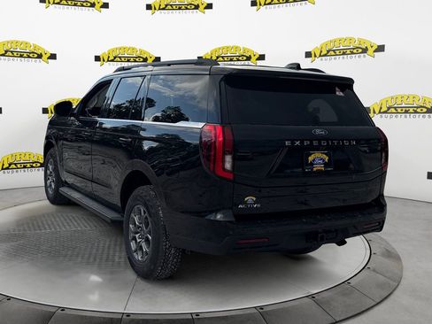 New 2025 Ford Expedition Active image 3