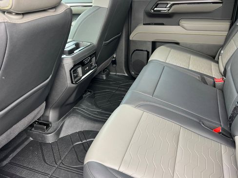 Certified 2025 Chevrolet Silverado 1500 ZR2 w/ Technology Package image 14