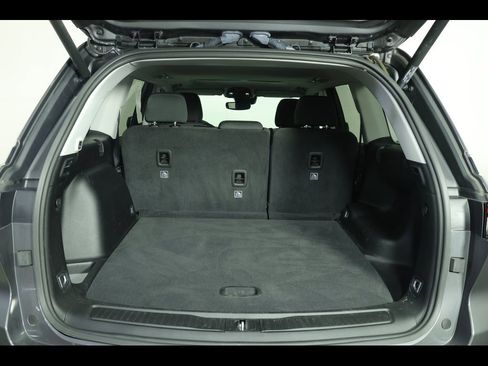 Used 2024 Jeep Grand Cherokee Laredo X w/ Luxury Tech Group I image 15