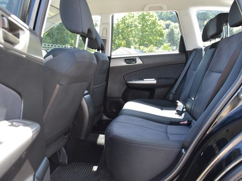 Used 2010 Subaru Forester 2.5X AWD/4WD image 22