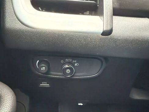 Used 2018 GMC Terrain SLE w/ Driver Convenience Package image 15