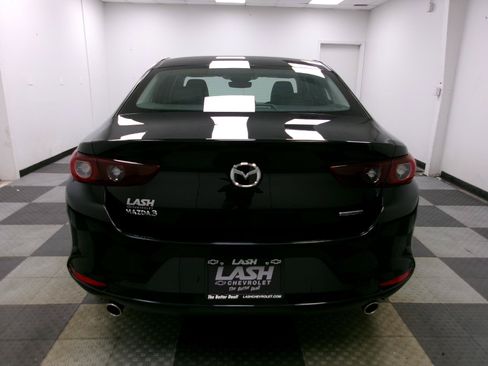 Used 2024 MAZDA MAZDA3 s FWD image 13