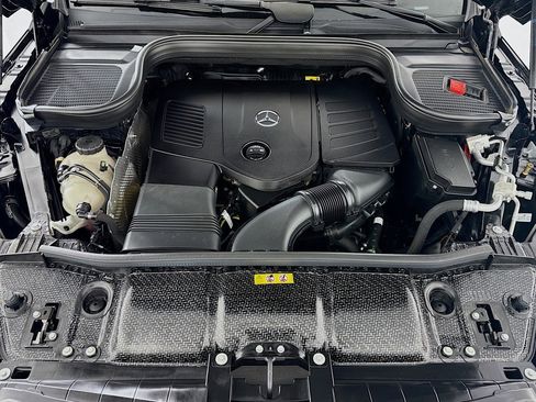 Certified 2025 Mercedes-Benz GLE 350 4MATIC image 11
