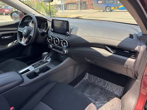Used 2022 Nissan Sentra SV FWD image 15