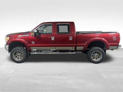 Used 2014 Ford F250 Lariat w/ Lariat Interior Package image 5
