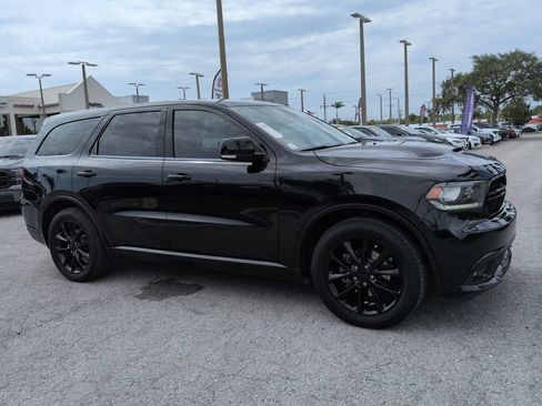 Used 2018 Dodge Durango GT RWD image 2