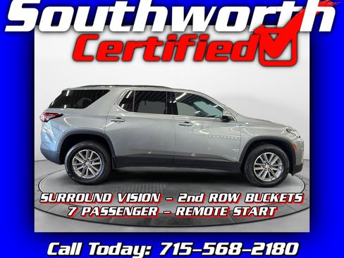 Used 2023 Chevrolet Traverse LT FWD image 1