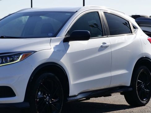Used 2021 Honda HR-V Sport image 27