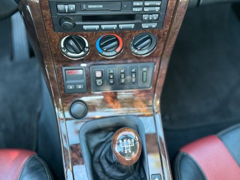 Used 1998 BMW Z3 1.9 image 31