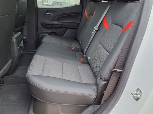 Used 2023 Chevrolet Colorado Z71 w/ Z71 Convenience Package 2 image 10