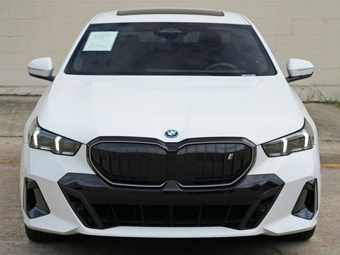 Used 2025 BMW i5 eDrive40i w/ M Sport Package RWD image 51