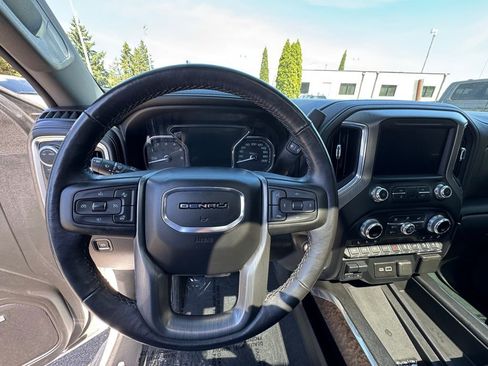Used 2021 GMC Sierra 1500 Denali w/ Denali Ultimate Package AWD/4WD image 24