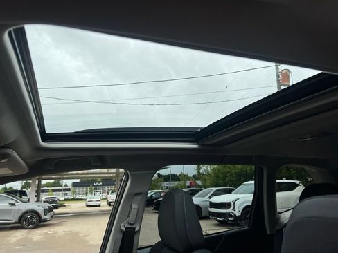 Used 2021 Subaru Forester Premium AWD/4WD image 8
