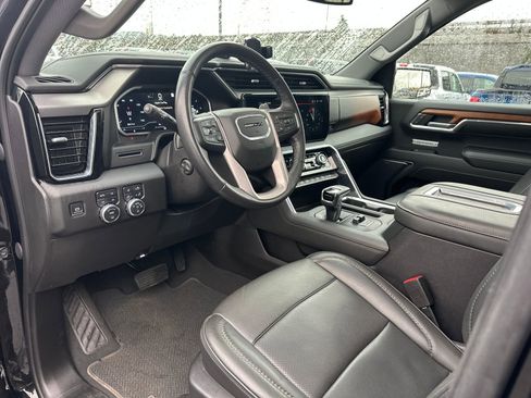 Used 2022 GMC Sierra 1500 Denali image 9