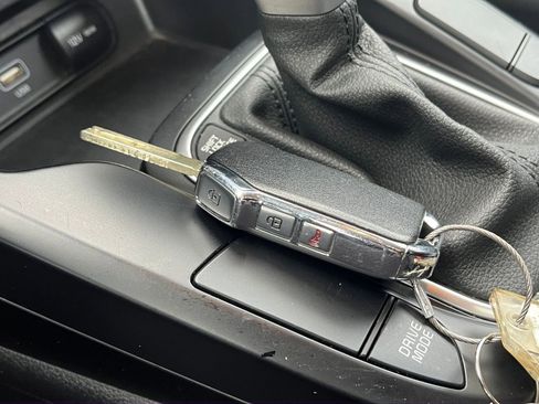 Used 2025 Kia Soul LX w/ LX Technology Package image 21