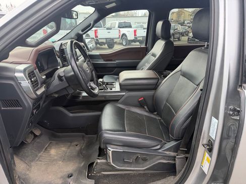 Used 2023 Ford F150 Lariat image 10