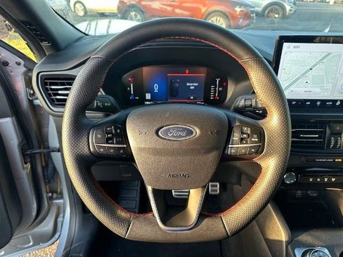 Certified 2024 Ford Escape ST-Line w/ Tech Pack #1 FWD image 13