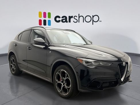 Used 2024 Alfa Romeo Stelvio Ti w/ Active Assist Plus Package AWD/4WD image 5