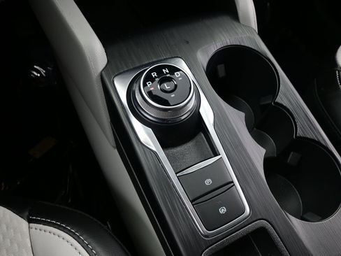 Used 2025 Ford Escape SE FWD image 22