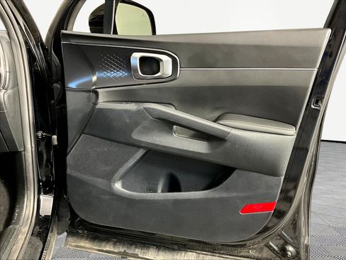Certified 2023 Kia Sorento LX FWD image 25