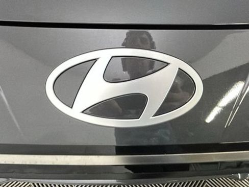 Certified 2024 Hyundai Elantra SEL w/ Convenience Package FWD image 8