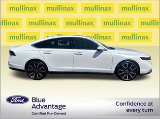 Used 2023 Honda Accord Touring video 2