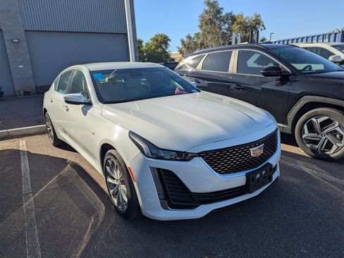 Used 2023 Cadillac CT5 Luxury image 3