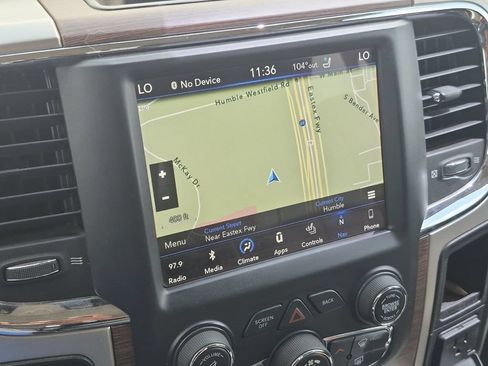 Used 2018 RAM 2500 Laramie AWD/4WD image 18