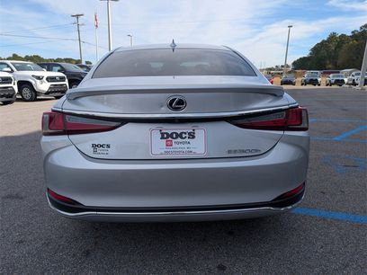 Used 2019 Lexus ES 300h