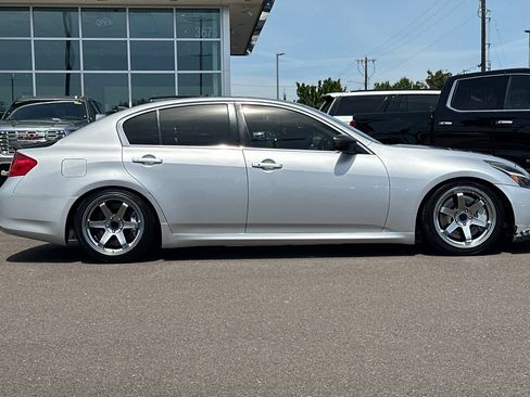 Used 2012 INFINITI G37 Journey w/ Premium Pkg RWD image 3