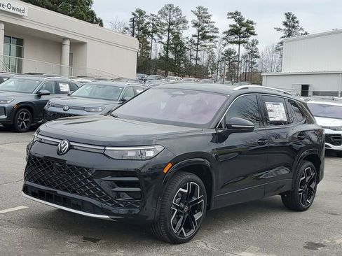 New 2026 Volkswagen Tiguan SEL R-Line image 31