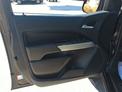 Certified 2022 Chevrolet Colorado ZR2 w/ ZR2 Midnight Special Edition image 20