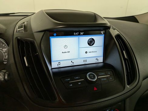 Used 2019 Ford Escape SE image 24