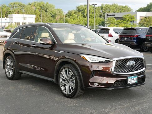 Used 2021 INFINITI QX50 Sensory image 1