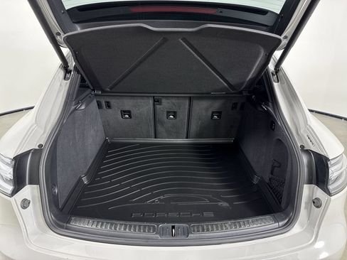Certified 2023 Porsche Macan GTS AWD/4WD image 21