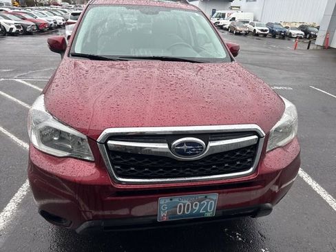 Used 2016 Subaru Forester 2.5i Touring w/ Eyesight & Navigation System image 2