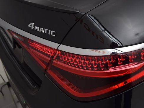 Certified 2022 Mercedes-Benz S 500 4MATIC image 14