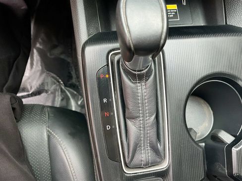 Used 2024 Honda Civic Touring image 17
