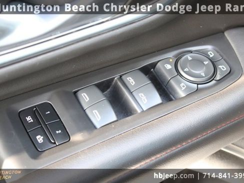 Used 2024 Chevrolet Suburban RST w/ Luxury Package image 11