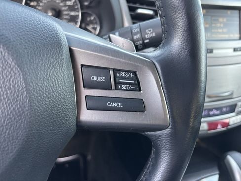 Used 2012 Subaru Outback 3.6R Limited w/ Moonroof Pkg image 21