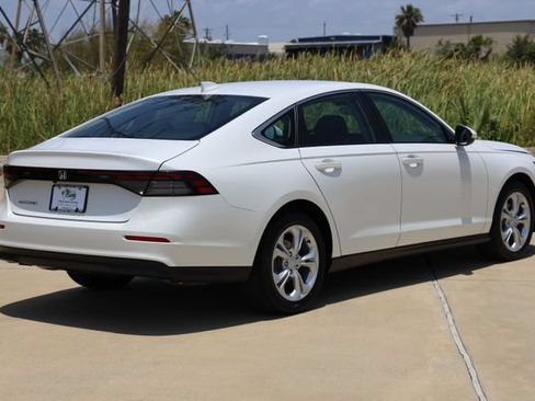 New 2026 Honda Accord LX image 8