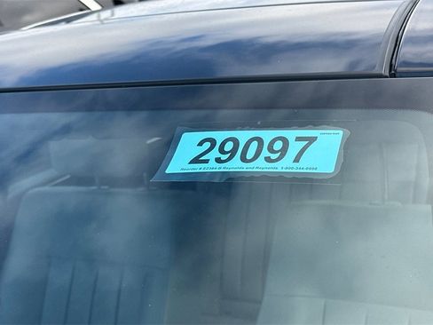 Used 2012 Mercedes-Benz E 550 4MATIC Sedan image 3