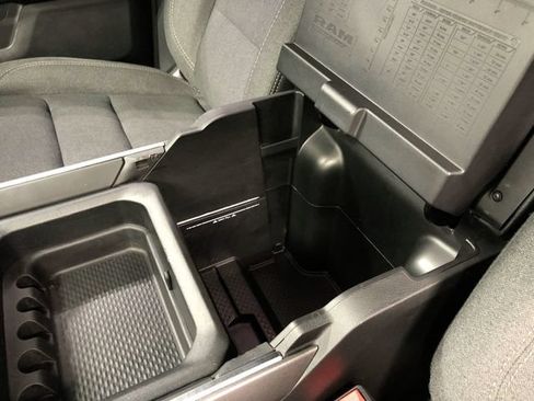 Used 2019 RAM 1500 Big Horn AWD/4WD image 27