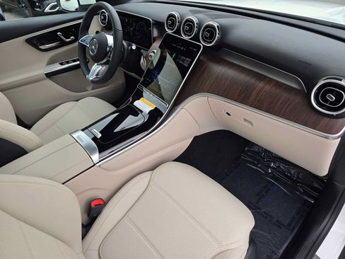Used 2024 Mercedes-Benz GLE 350 4MATIC image 46