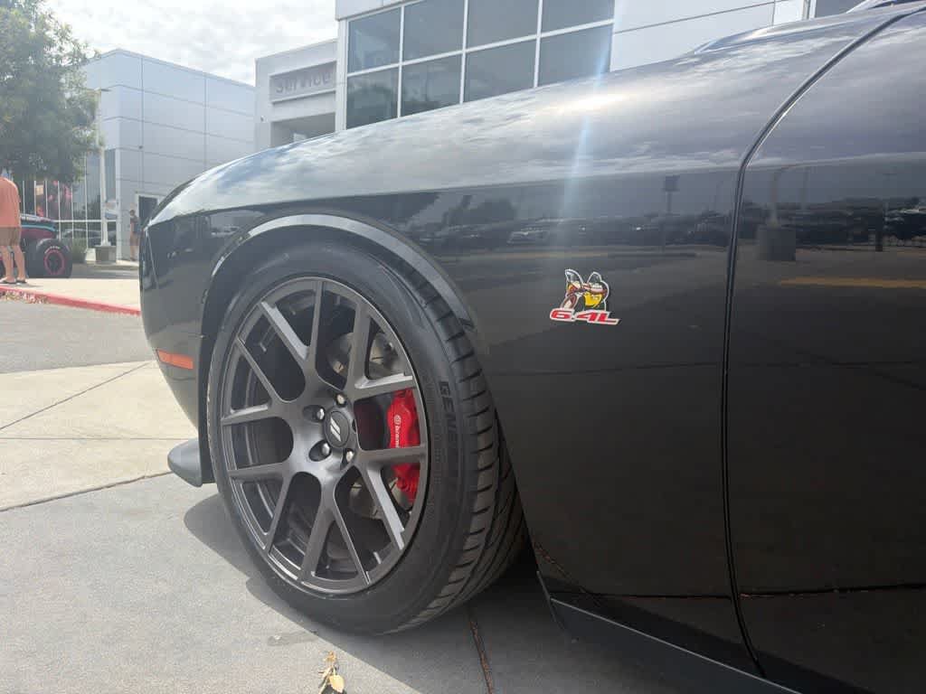 Used 2018 Dodge Challenger R/T Scat Pack w/ Leather Interior Group RWD image 8